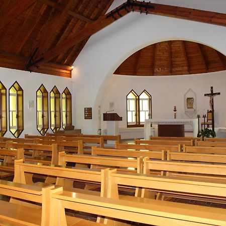 Centro Di Spiritualita Maria Candida Armeno Bagian luar foto