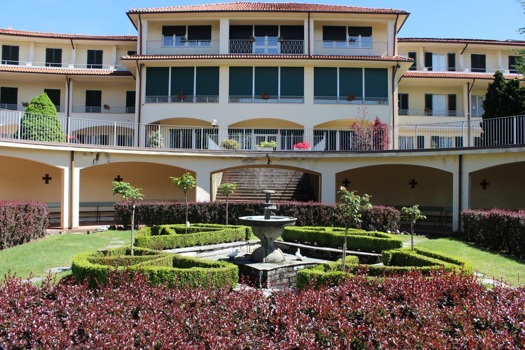 Centro Di Spiritualita Maria Candida Armeno Bagian luar foto