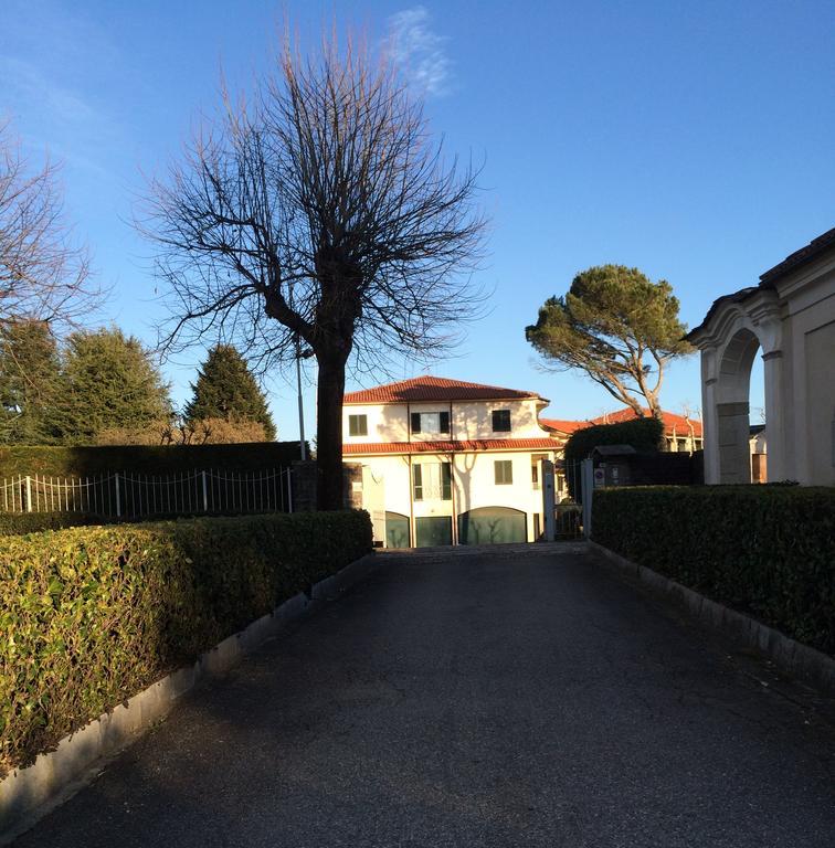 Centro Di Spiritualita Maria Candida Armeno Bagian luar foto
