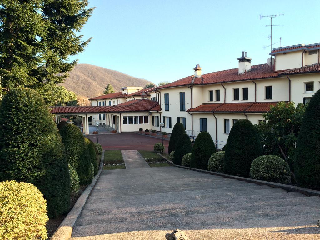 Centro Di Spiritualita Maria Candida Armeno Bagian luar foto
