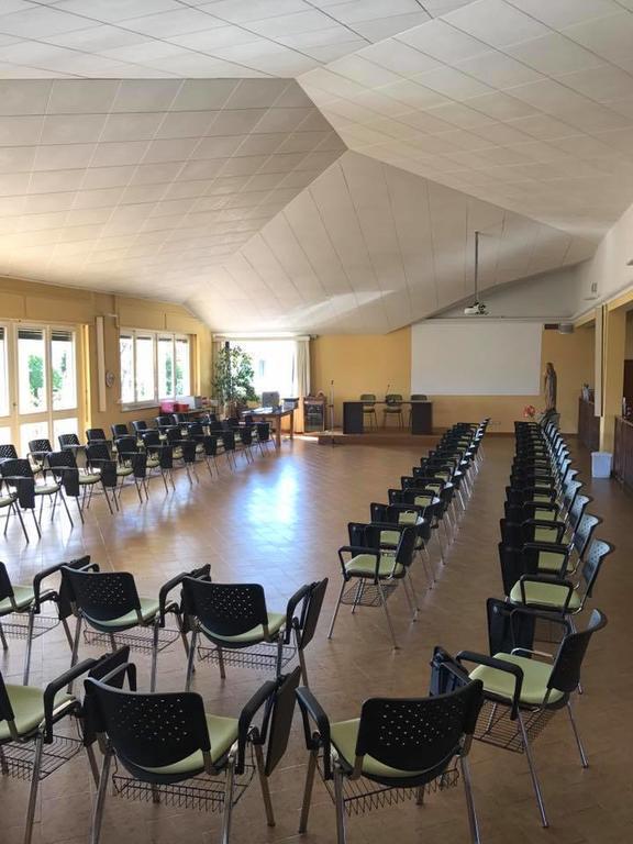 Centro Di Spiritualita Maria Candida Armeno Bagian luar foto